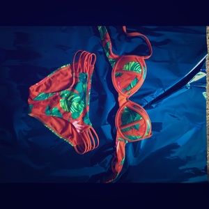 Bathing suit